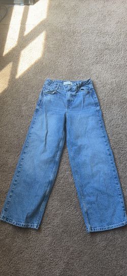 Women’s Zara jeans
