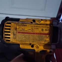 DeWalt 1/2 In Dcf899H Impact