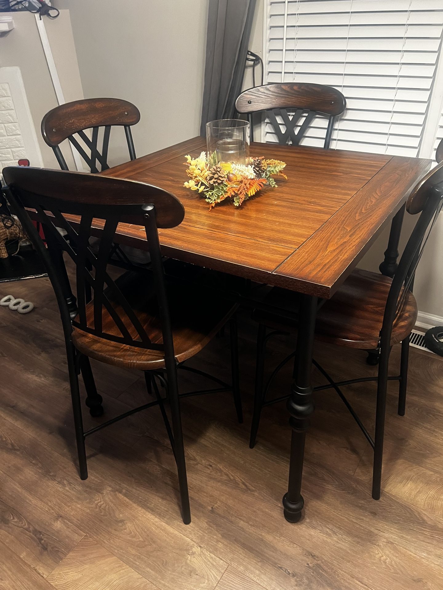 Dining Table Set (bar height)