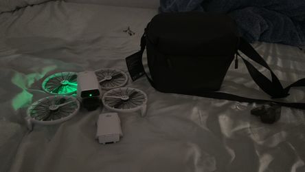 Dji flip 2 battery’s and bag no controller needed