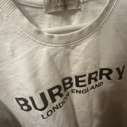 Burberry Sweater (Kids Medium)