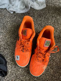 Low Premium “Just do it” Air Force 1’s