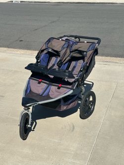 Double Bob and Two Tripp Trapp High Chairs