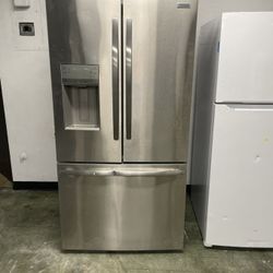 Frigidaire French Door Refrigerator 0THCK