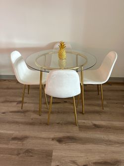 Modern Dining Table and 4 Velvet Chairs Designer Look for Less