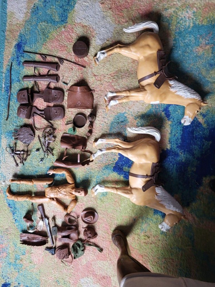 Vintage 1960's Johnny West Horses with full accessories & misc action figure accessories