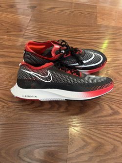 Nike Streakfly Size 8 Brand New