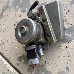 Q50 hybrid transmission pump