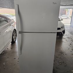 Whirlpool Refrigerator 