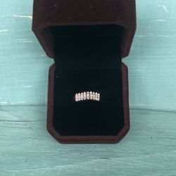 Beautiful Vintage 14k Solid Yellow Gold Diamond(27) Ring/Band Size 8.5 Marked MD