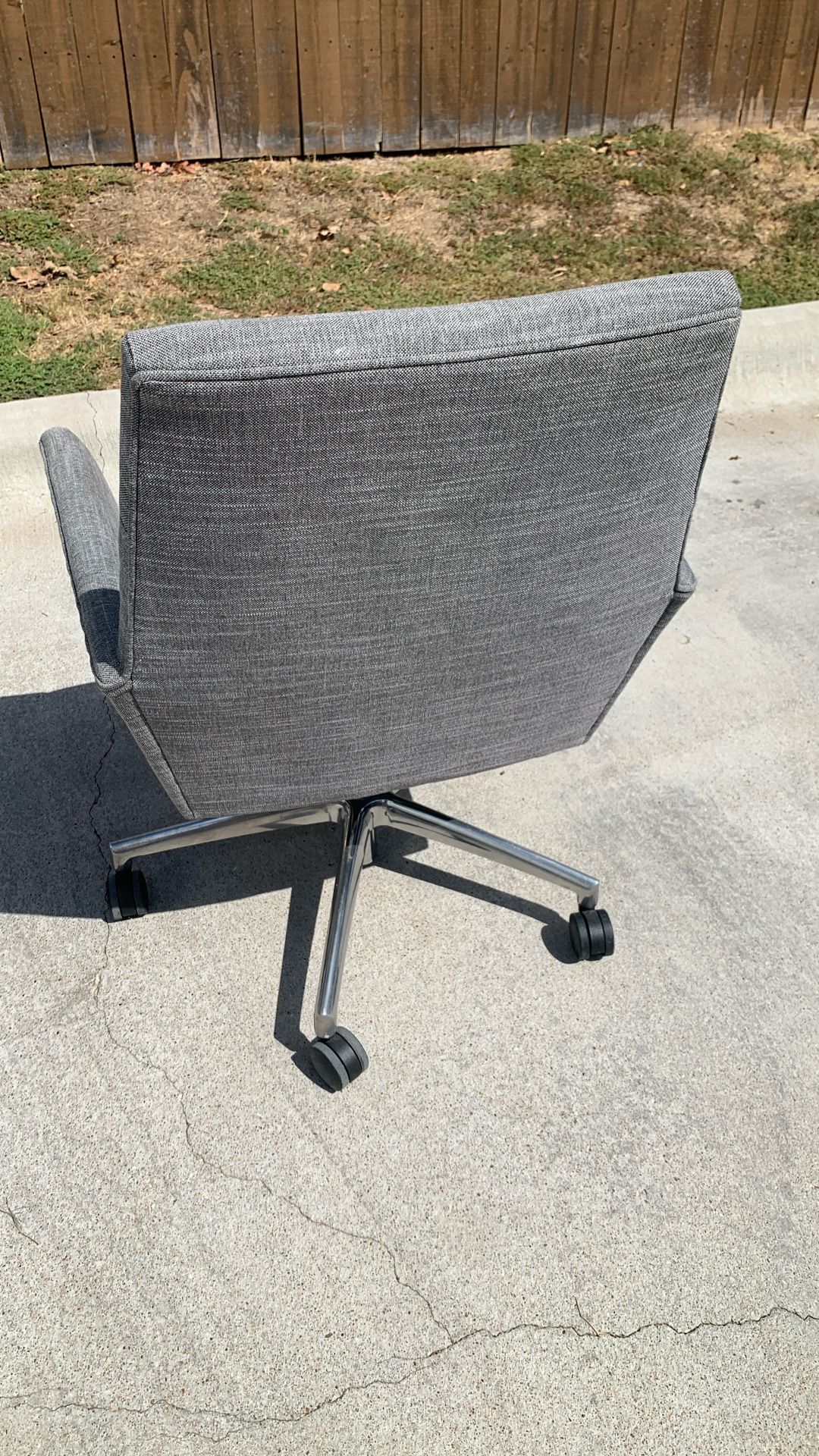 Office Chair.  Gray Fabric.