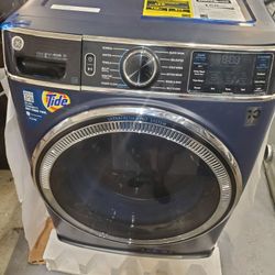 Washer GE  new open box small scratches..and little dent ,,but new  working perfect warranty..$650