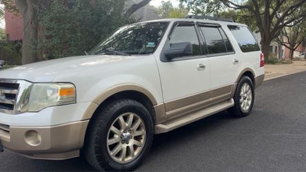 2011 Ford expedition fully loaded XLT flex fuel