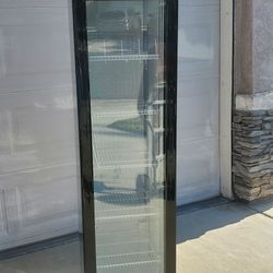 Bodega Beverage Cooler (Refrigerator)