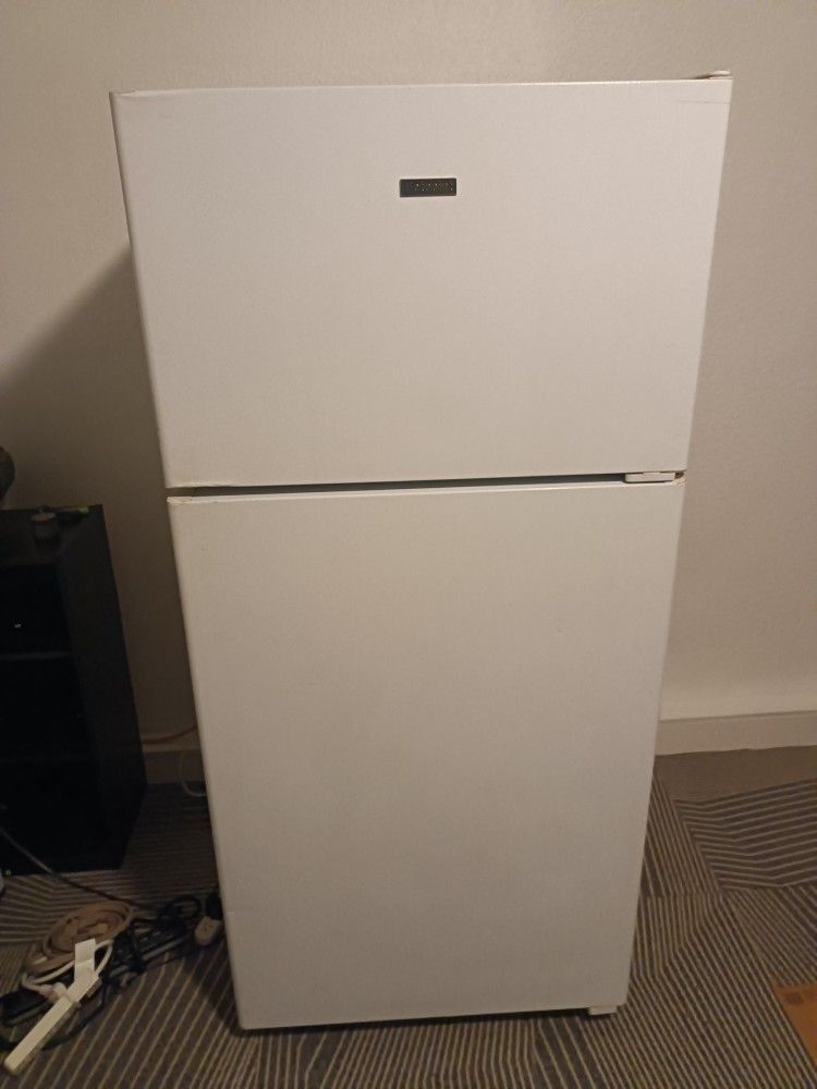 Hotpoint Refrigerator
