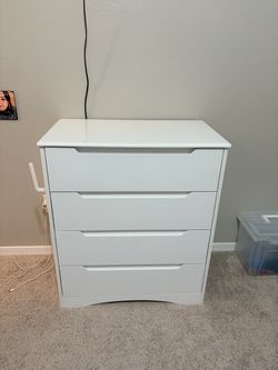 4 Drawer Dresser