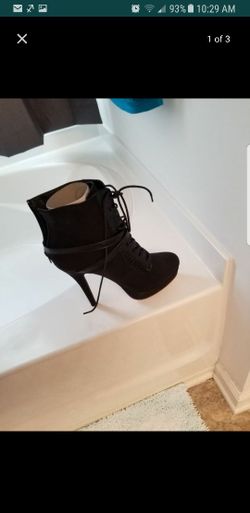Brand New boots size 11