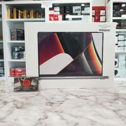14" Macbook Pro With M1 Max Chip And 4TB SSD