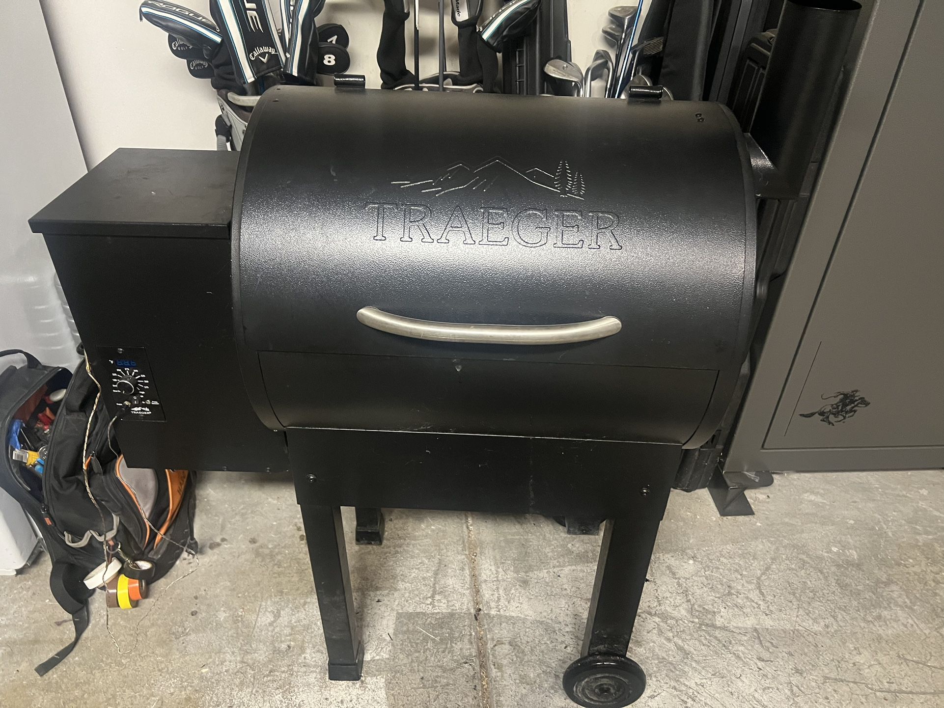 Traeger Grill with Cover and Pellets
