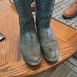 Men Or Boys Gray Snake Boots
