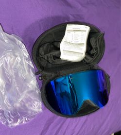 Black Ski Goggles with Blue Mirror Lens