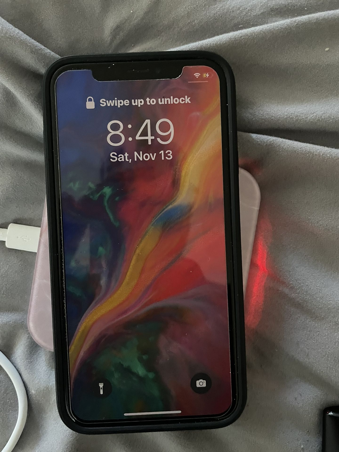 iPhone X 256gb, Case And Charging Pad