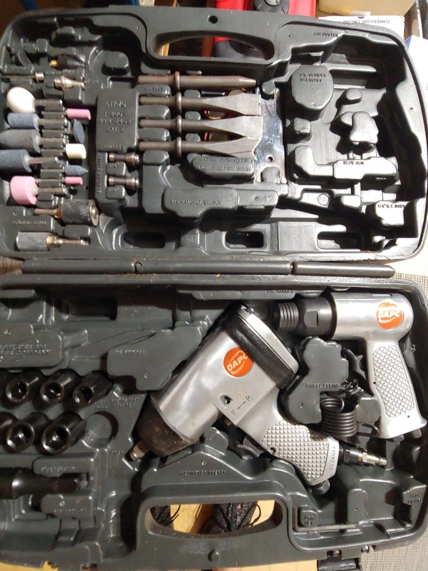 Air Wrench and Air Hammer Tool Kit with Accessories
