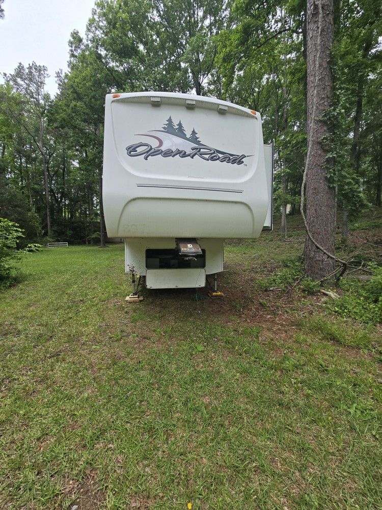 2005 Open Road 316RLS
