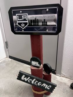 Los Angeles Kings Welcome Sign