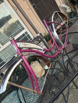Ladies 1966 Schwinn 26” Frame