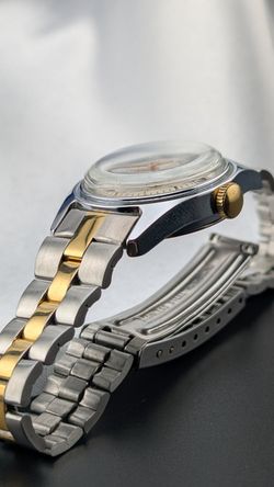 ⌚💛Vintage Timex Watch Women 25mm Two-Tone Date Manual Wind 6.25-7"