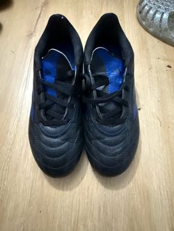Soccer cleats size 2
