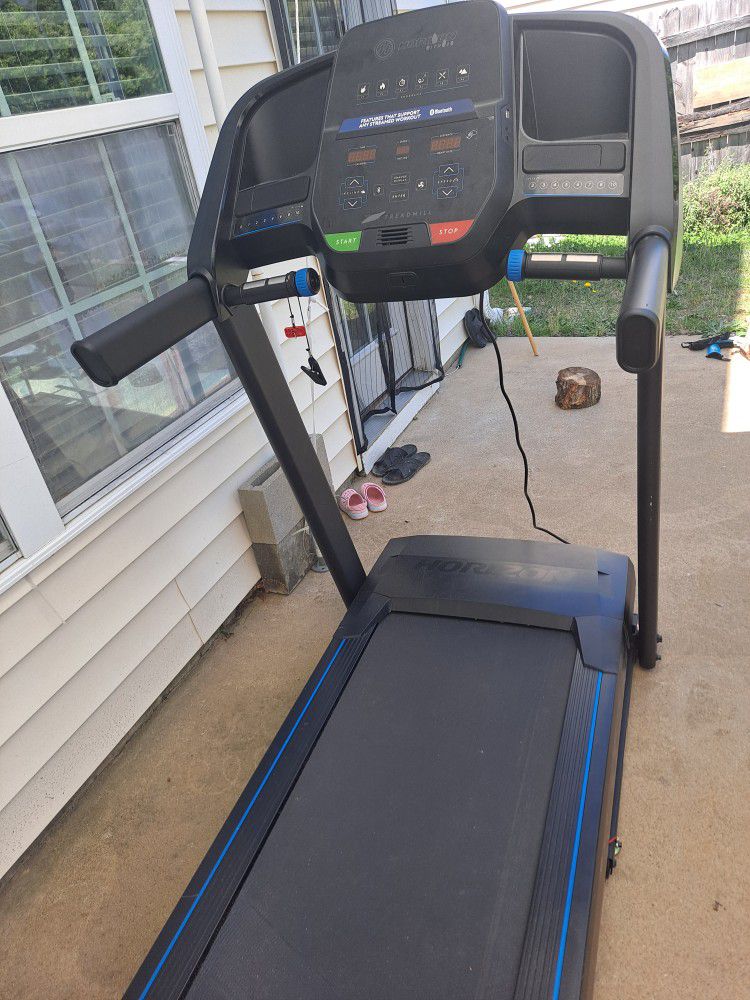 Horizon Fitness Treadmill 