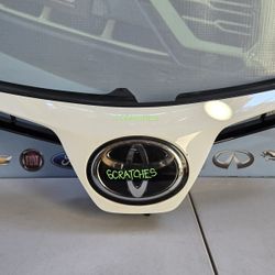 2017-2019 TOYOTA COROLLA GRILLE +EMBLEM +RADAR