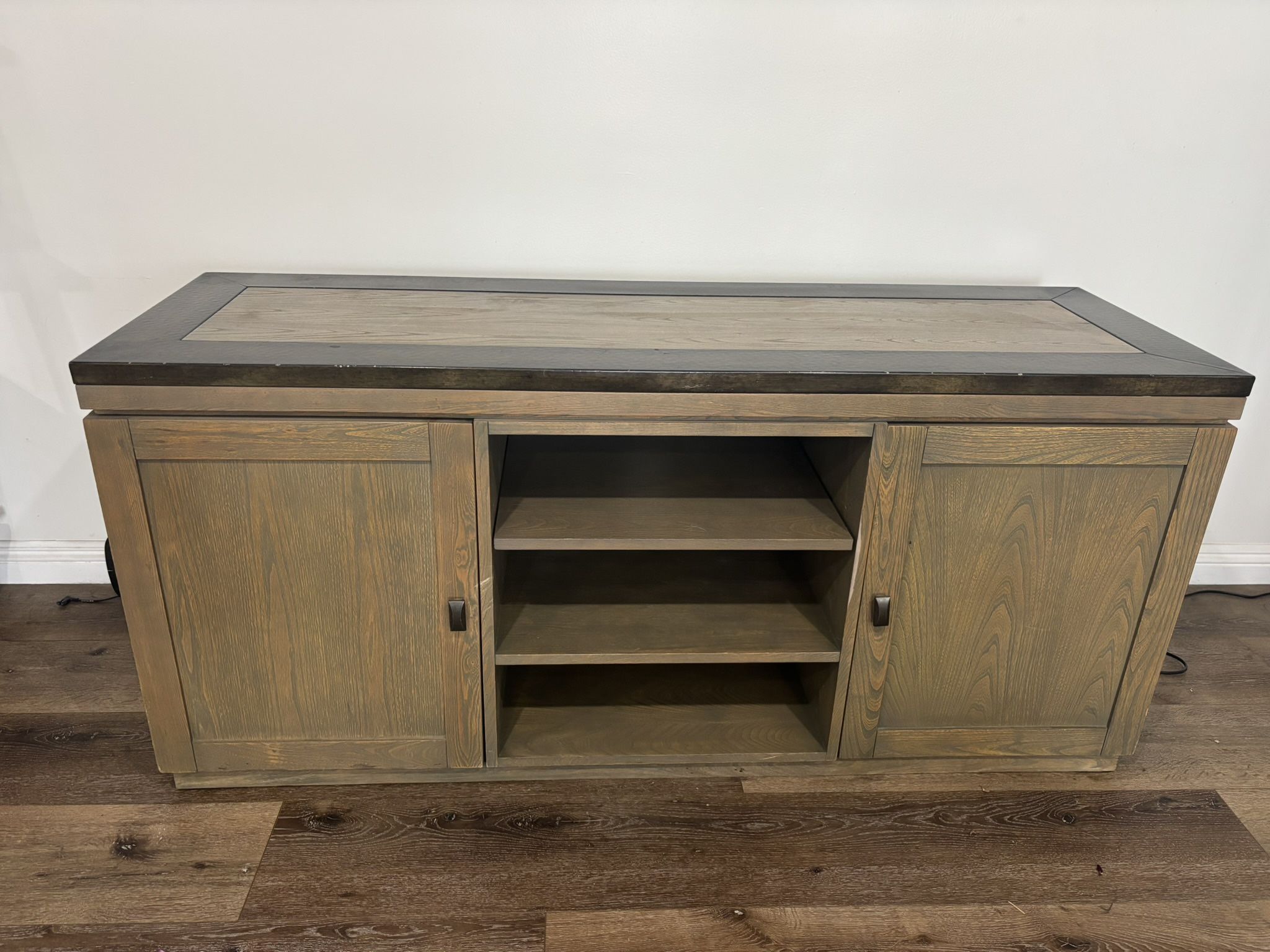 Entertainment Center And End Table