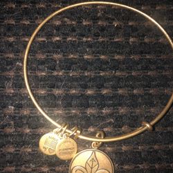 alex and ani fleur de lis bracelet