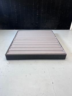 The Casper Foundation Box Spring (King)
