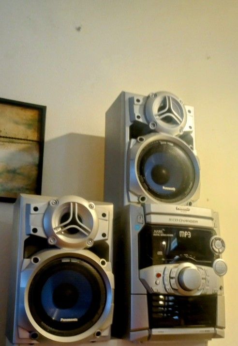 STEREO PAMASONIC W/Control