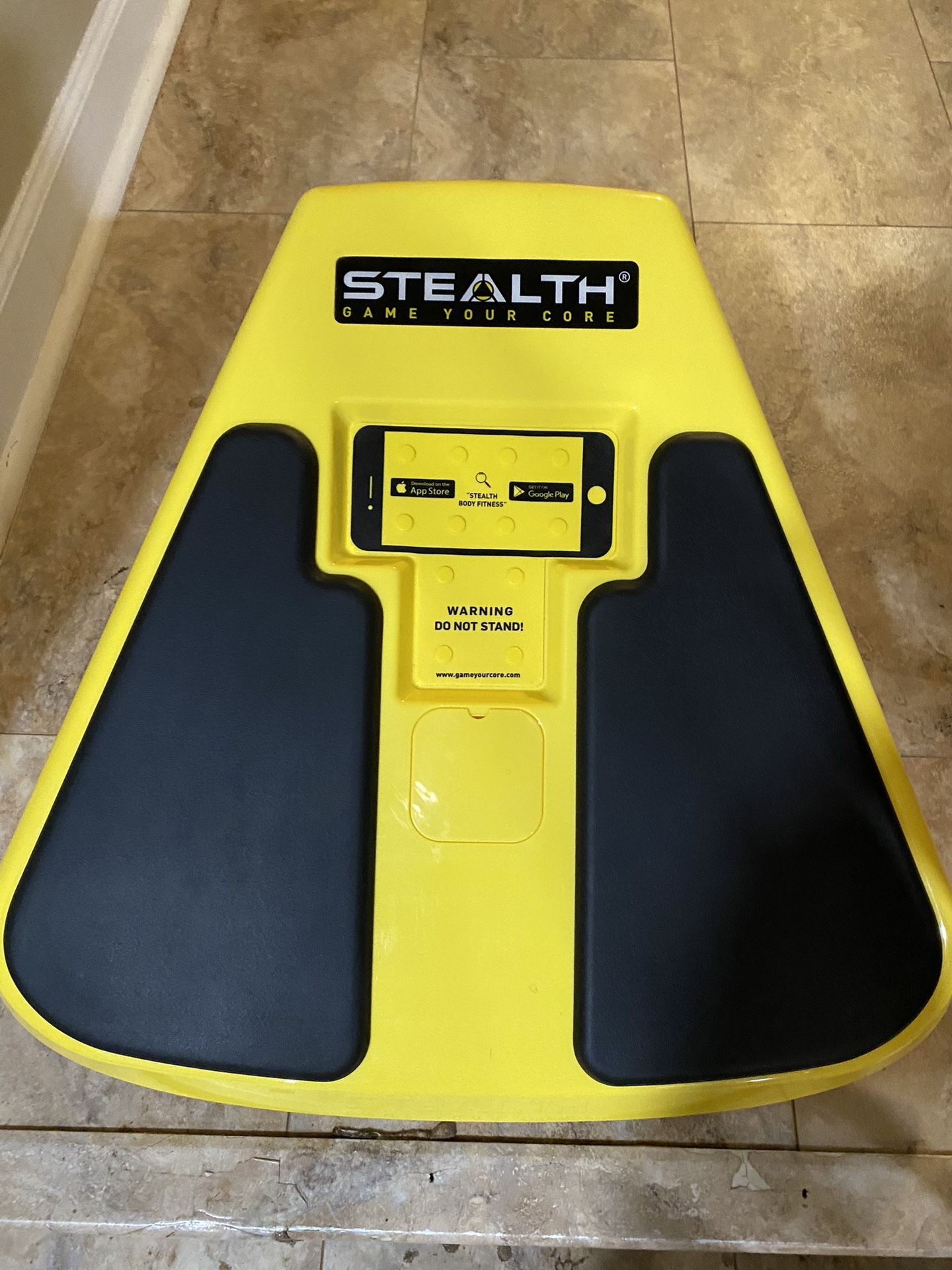 Stealth Core Deluxe Trainer- color-Yellow