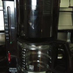 NEW NEVER USED BLACK COFFEE MAKER BY GEVALIA