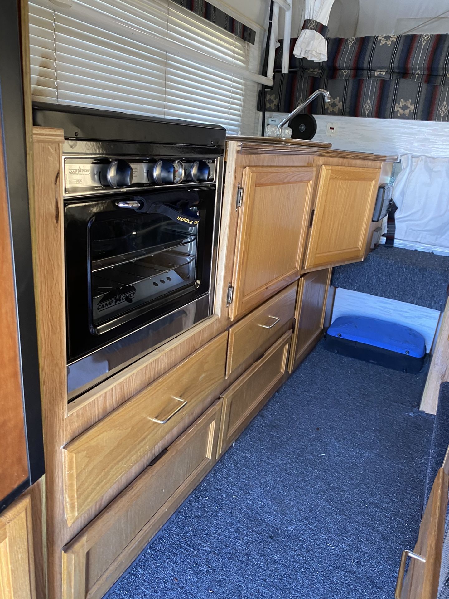 Hallmark Cuchara Xl pop up truck camper for Sale in Garden Grove, CA