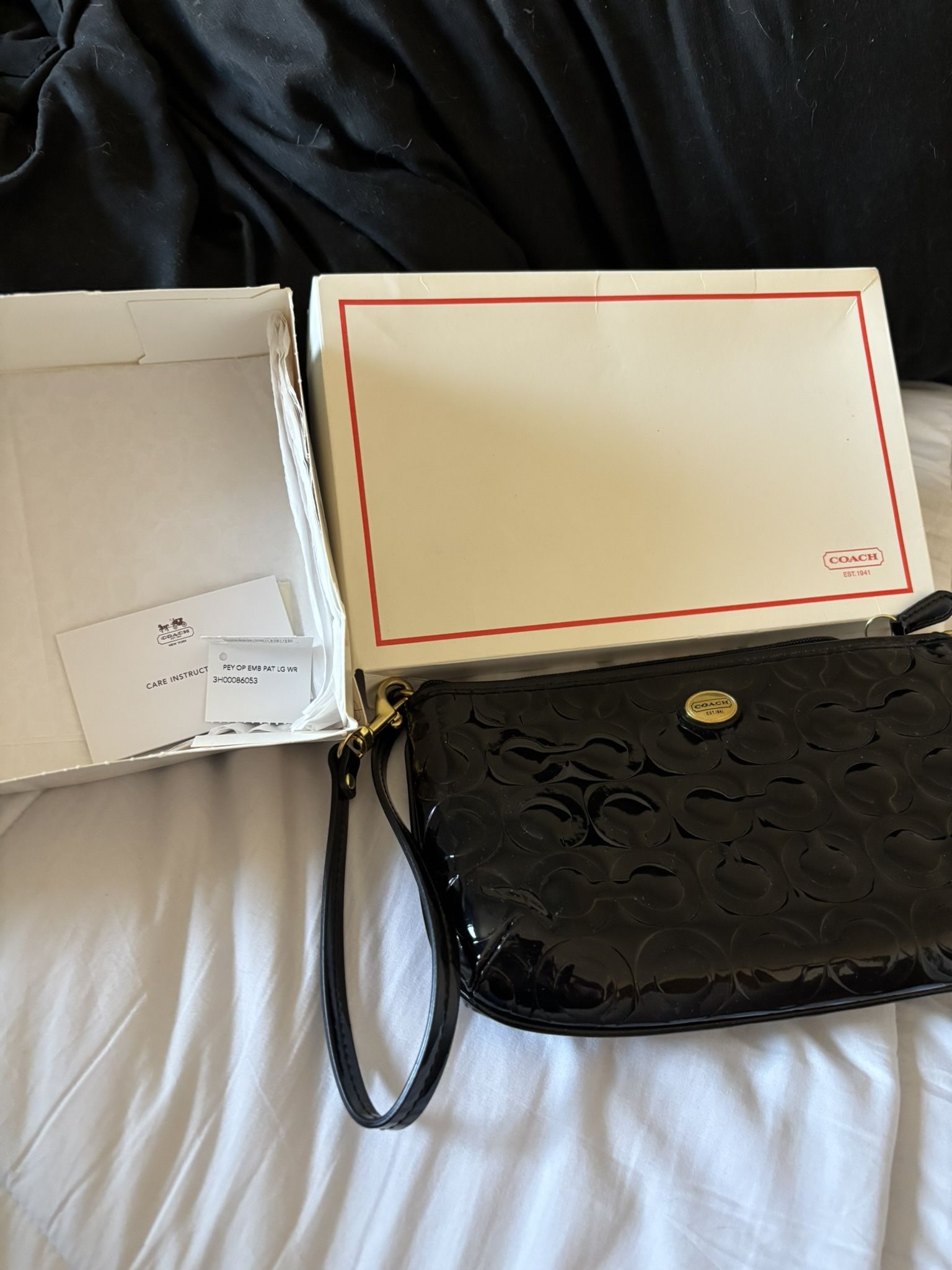 NWNT Women’s Coach Wristlet 