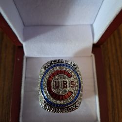 Chicago Cubs Championship Ring With Display Case 