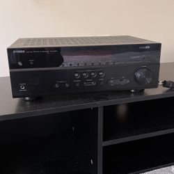 Yamaha RX-V385 Receiver