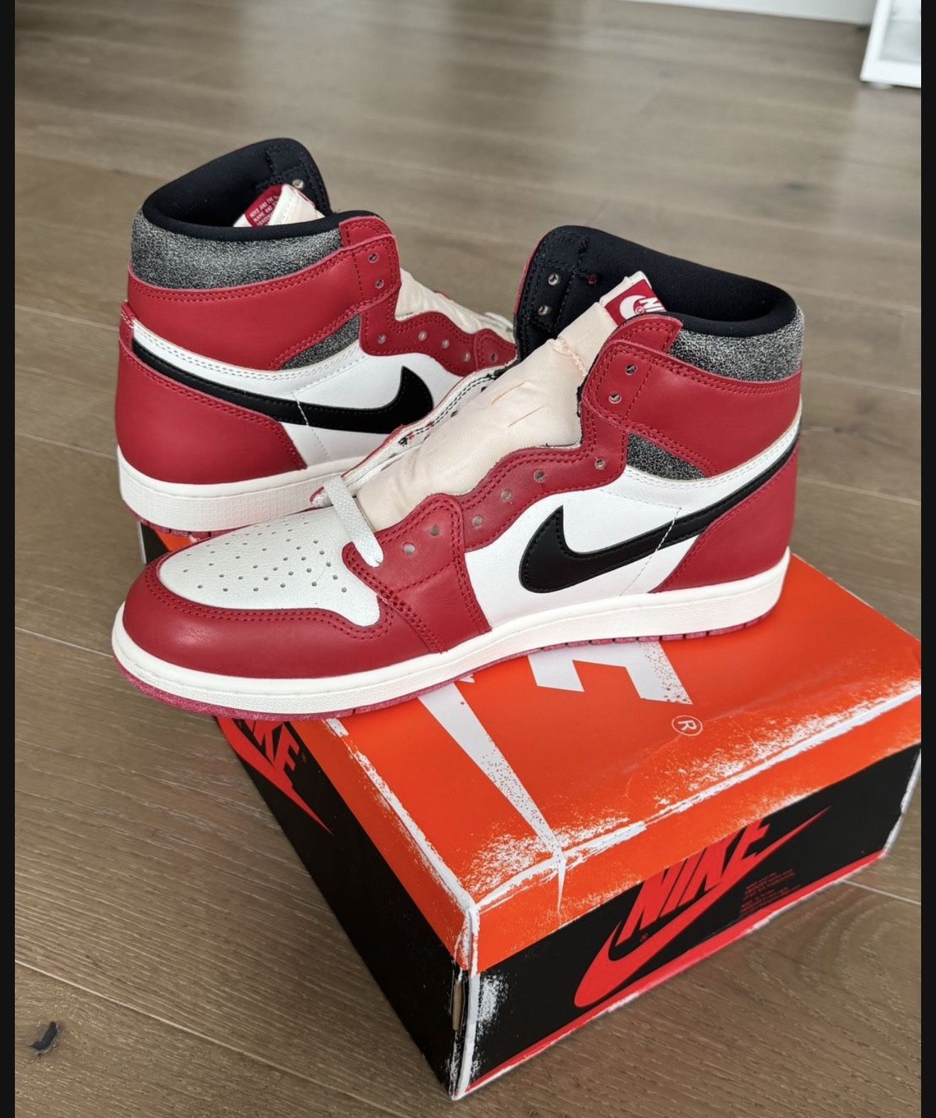 NEW: Nike Air Jordan 1 Lost And Found SIZE 11 Retro High DZ5485-612