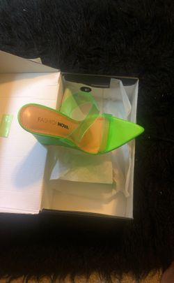 Fashion nova lime green wedge