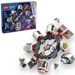 LEGO City Modular Space Station Science Toy 60433. 