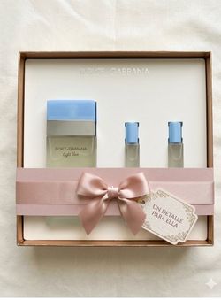 Dolce & Gabbana Light Blue Gift Set For Women