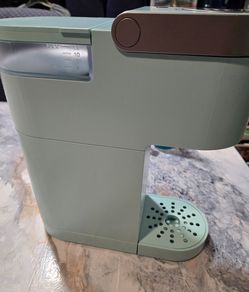KEURIG coffee maker