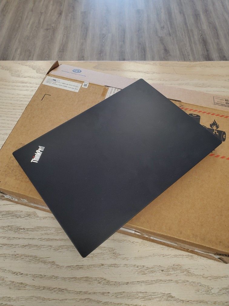 Lenovo Thinkpad S3 Laptop Good Deals From $599